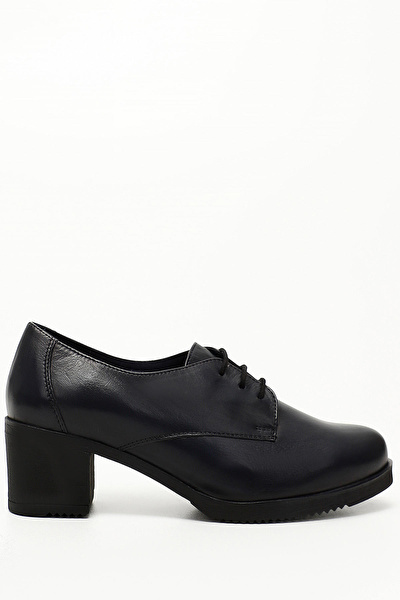  Klasik Topuklu Ayakkabı