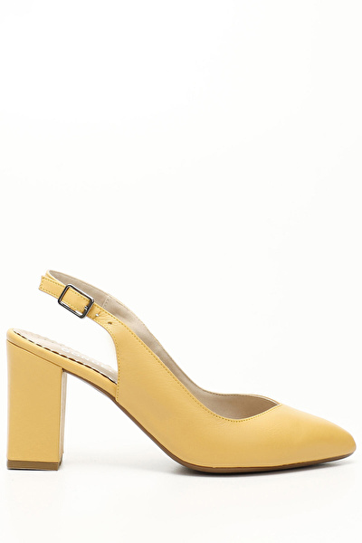  Klasik Topuklu Ayakkabı