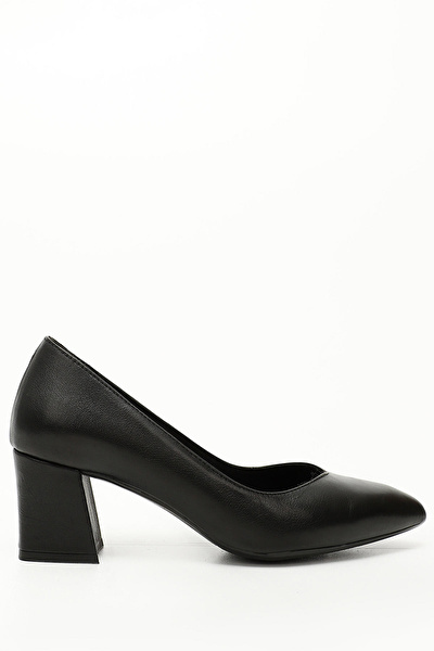  Klasik Topuklu Ayakkabı